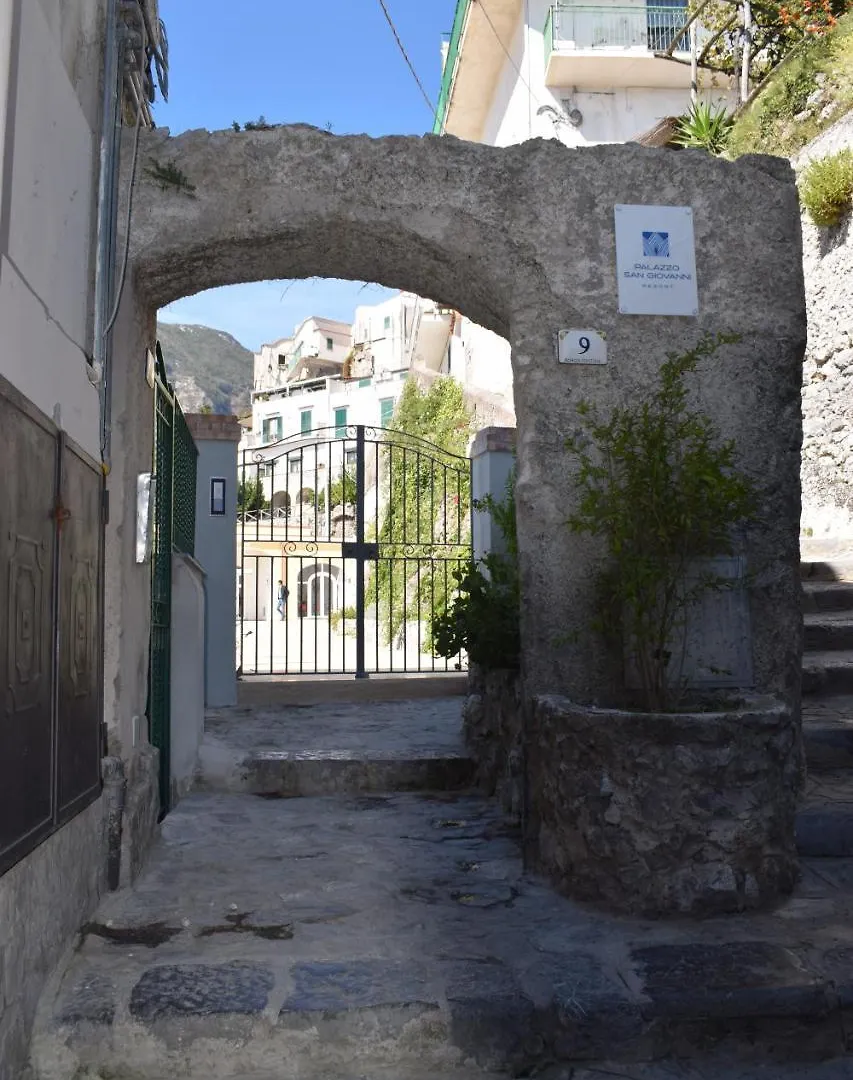 Palazzo San Giovanni Amalfi Coast スカラ